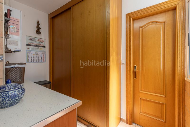 Foto a7c339f0-ea69-4699-bb4b-5c0b46696a2c. Casa adossada amb calefacció aparcament a Avda. De los Ogíjares Armilla