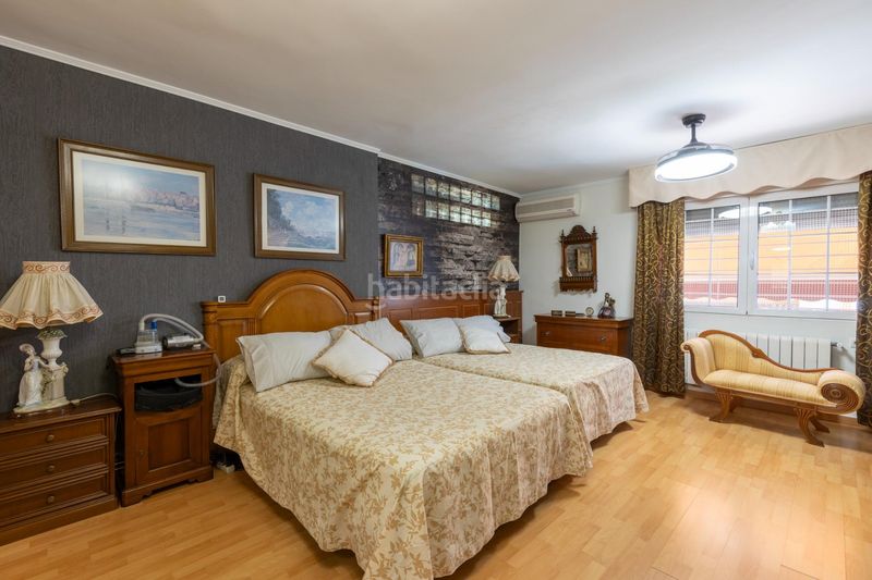Foto cb59e902-ce64-499b-8b82-db98c50274fe. Casa adossada amb calefacció aparcament a Avda. De los Ogíjares Armilla
