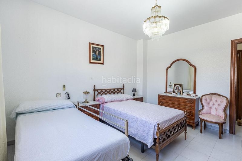 Foto 56851f64-f54d-4840-9847-4b9d56c47109. Casa amb aparcament a Láchar