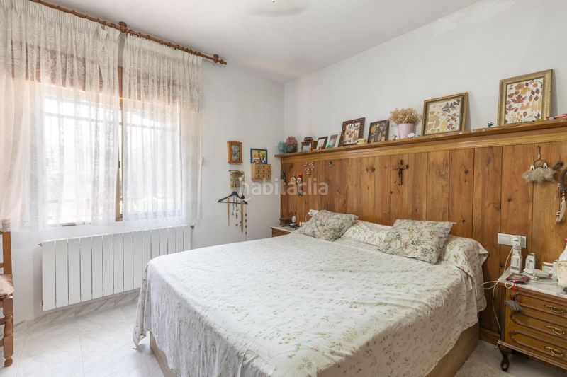 Foto 7d2231c2-aa34-43aa-a0c2-eebcb3ca8f65. Chalet en urbanizacion de los cerezos 31 chalet independiente en venta en urbanización los cerezos en Gójar