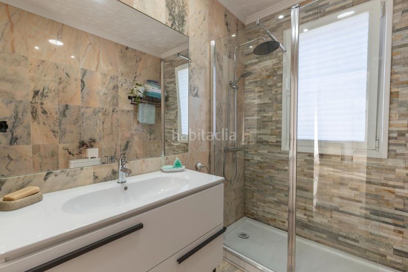 Foto c70ae2d9-be09-46a8-a983-244794511aaa. Xalet amb calefacció aparcament piscina a Gójar