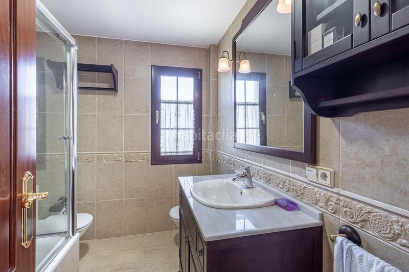 Foto f2834dd9-27e3-44a2-8aea-5dd85b024433. Casa amb calefacció aparcament a Cájar