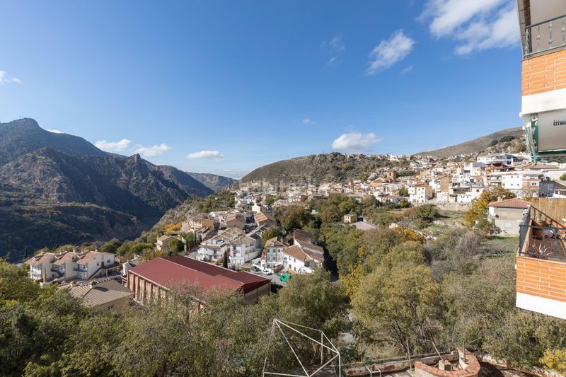 Foto 338a8f7f-e272-400c-83e6-57384b0a11a8. Pis a Güéjar Sierra