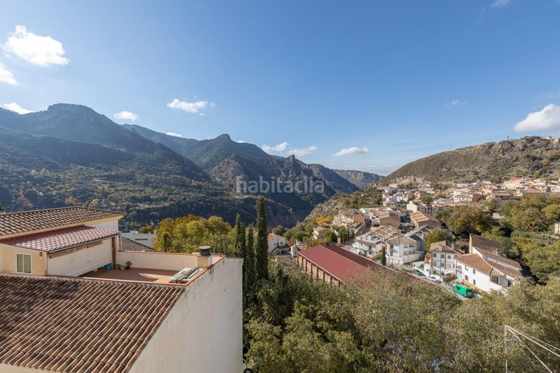 Foto cc261589-b687-4658-9d53-2a594a0d27e5. Pis a Güéjar Sierra