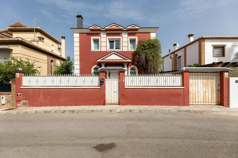 Foto ff4203fa-3577-4713-a36c-a65333446916. Xalet amb calefacció aparcament piscina a Barrio de la Vega Monachil