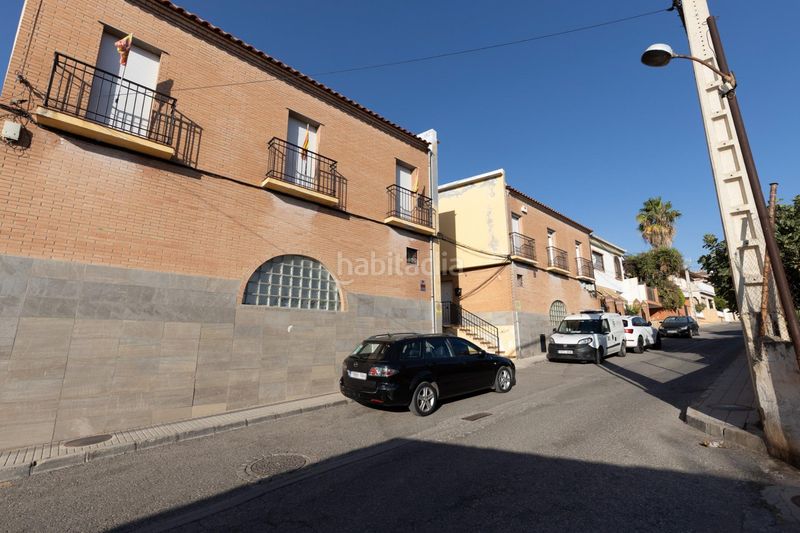 Foto 6ddd7877-f41a-4643-b97e-43e53f237c75. Casa adossada amb calefacció aparcament a Gójar