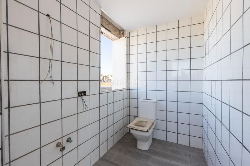 Foto 5f20ccde-f953-435d-8ec8-37546ba35923. Xalet a calle puntal de las siete lagunas 18 a Dílar