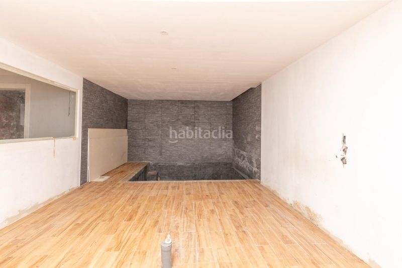 Foto ef03e555-8a6f-4cc0-bee4-f66b4b8f12c8. Xalet a calle puntal de las siete lagunas 18 a Dílar