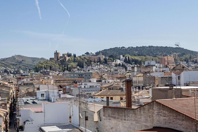 Foto 551f8e92-38d5-4b91-a685-8d315458e45f. Dúplex exclusivo ático dúplex en Camino de Ronda Granada