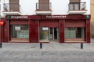 Business premise in Santa Fe. Estupendo local en el centro de santa fe