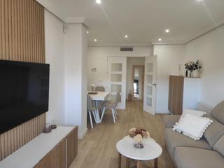 Pis  Av. gloria fuertes, 11. Tu nuevo hogar te espera! piso de ensueño con terraza, piscina y
