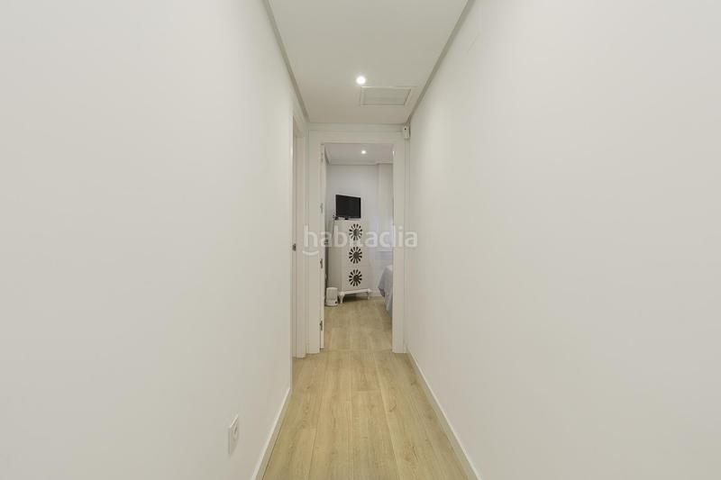 Foto b50cec15-1b65-4e12-bc08-be57168341f7. Piso tu nuevo hogar te espera! piso de ensueño con terraza, piscina y listo para entrar a vivir. en Granada