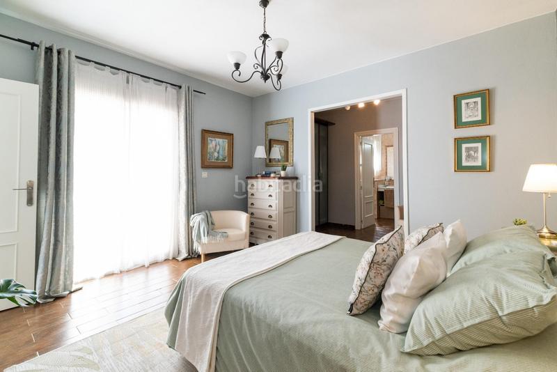 Foto f12bfa15-1503-44d0-92d5-666edada8a70. Chalet espectacular casa amueblada y equipada en Santa Fe