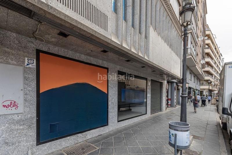 Foto 1ce700b2-a57d-47ef-9fa8-e1d981e2c031. Local comercial local en acera del darro frente al corte inglés! en Granada