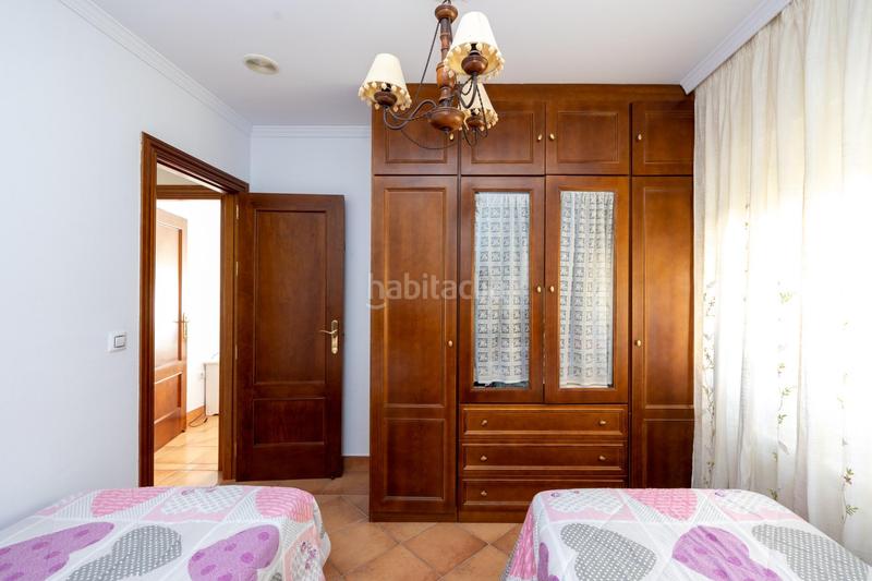 Foto 4af161ae-2236-4e15-8df9-2ee19d2731ec. Chalet espectacular chalet independiente en el laurel de la reina. la zubia. en Zubia (La)