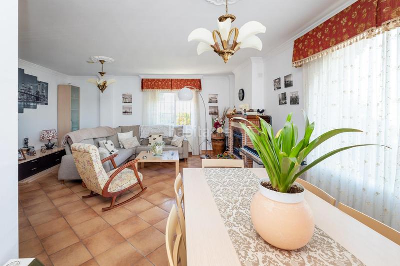 Foto a3896485-9478-4b2d-acb5-5032033dce0d. Chalet espectacular chalet independiente en el laurel de la reina. la zubia. en Zubia (La)