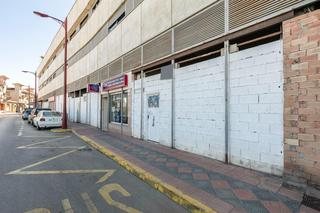 Local Comercial en Poniente