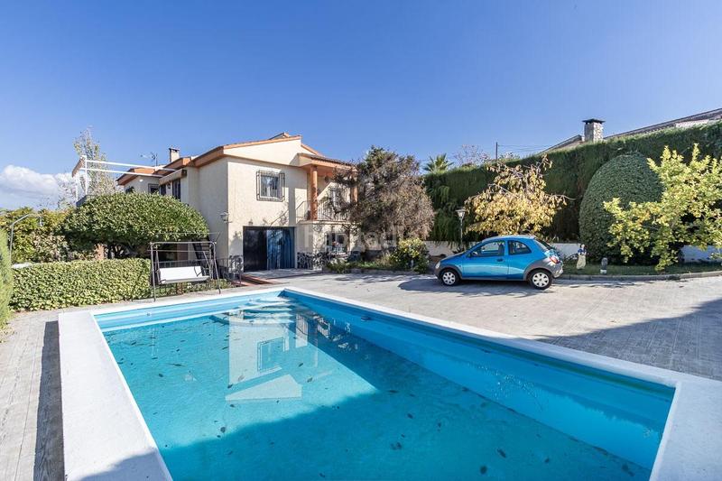 Foto 4fd634e5-3e1e-4573-a934-0d7ae07b5547. Chalet  independiente en Barrio de la Vega Monachil