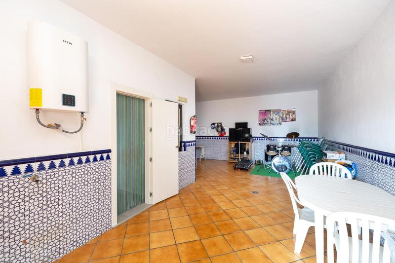 Foto 0d85d947-10f6-45b4-9cfb-fa17faaae5c4. Casa espectacular casa independiente con piscina y opcion de terreno urbanizable 2000m2 en Atarfe