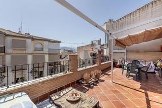tic en Calle san juan de dios 35. Atico con gran terraza en pleno centro de granada