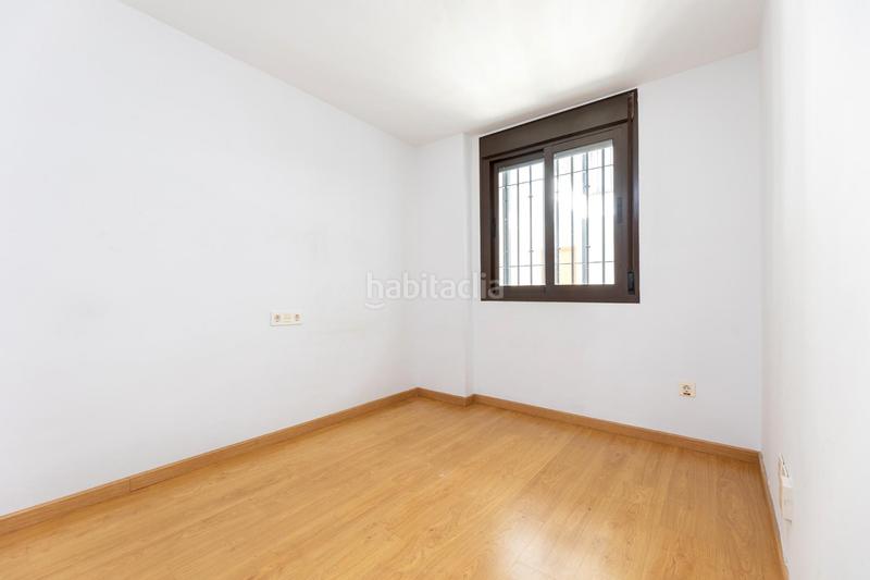 Foto 9a2a97e8-44ee-4b8b-a14b-aa436d877891. Piso tu nuevo hogar en la zubia te espera! en La Zubia Ciudad Zubia (La)