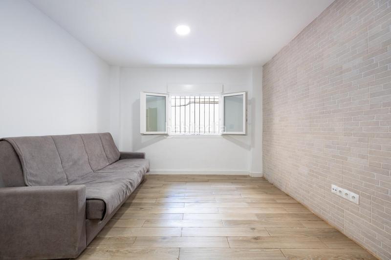 Foto 5dbabc74-8e2f-4b65-b791-93af75326335. Piso tu nuevo hogar piso moderno en el zaidín en Granada