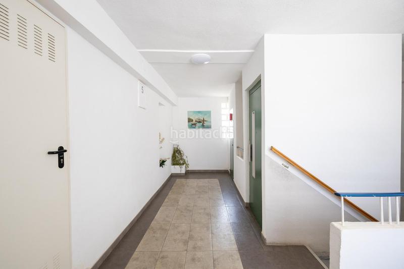 Foto 5fadd5be-669e-402f-9da8-3f21af8e83e0. Piso tu nuevo hogar piso moderno en el zaidín en Granada