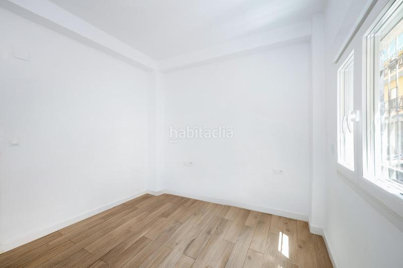 Foto a07030ba-1032-4837-a92c-6516d6cf43d0. Piso tu nuevo hogar piso moderno en el zaidín en Granada