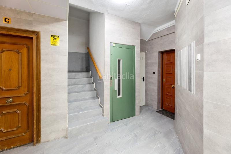 Foto edcefb16-f77c-4b33-8e4c-8eee45197934. Piso tu nuevo hogar piso moderno en el zaidín en Granada