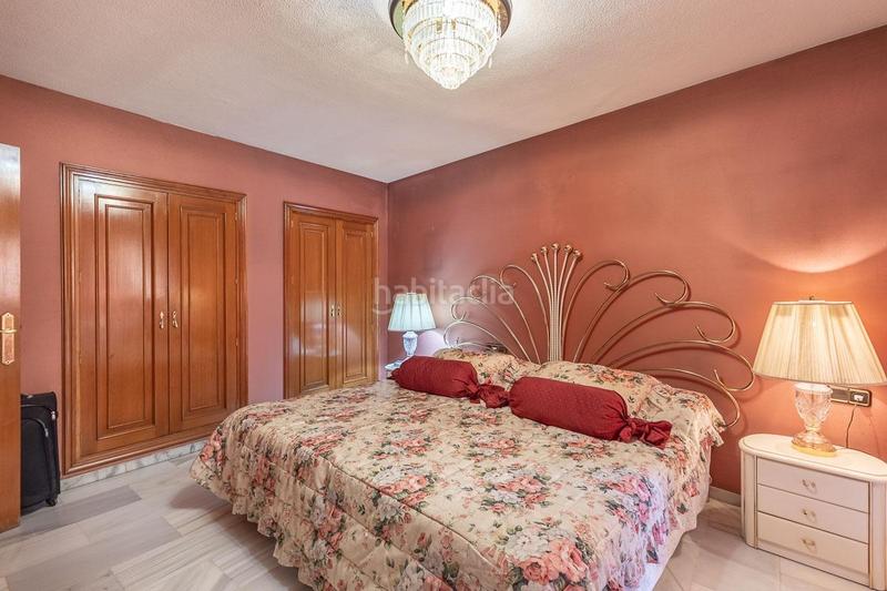 Foto 1a6a9a91-c893-4cec-afc8-149de256cffc. Piso exclusivo piso con jardín privativo en una de las mejores urbanizaciones en Granada