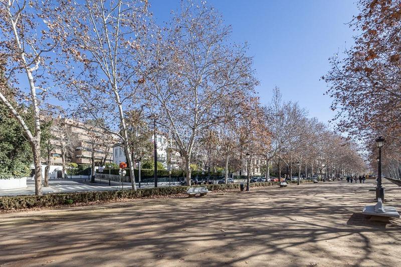 Foto 538aa2a2-b3f4-4daa-a60c-a056fd1dfec1. Piso exclusivo piso con jardín privativo en una de las mejores urbanizaciones en Granada