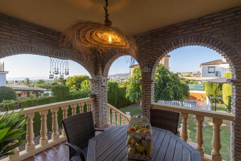 Foto 7b52935a-f0dd-43c4-9e0b-a42711d92df1. Chalet  en venta en la zubia con licencia turística en Zubia (La)
