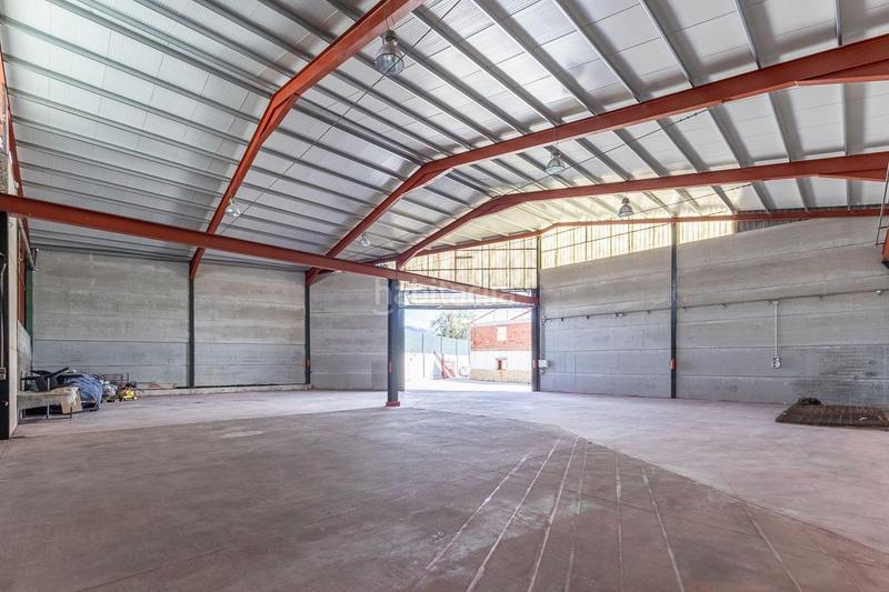 Foto 449aca5f-2fa4-44f7-a8cf-480479912db7. Nave industrial en calle atalaya (santa ana) 5 increible oportunidad de negocio y vivienda. en Alcalá la Real
