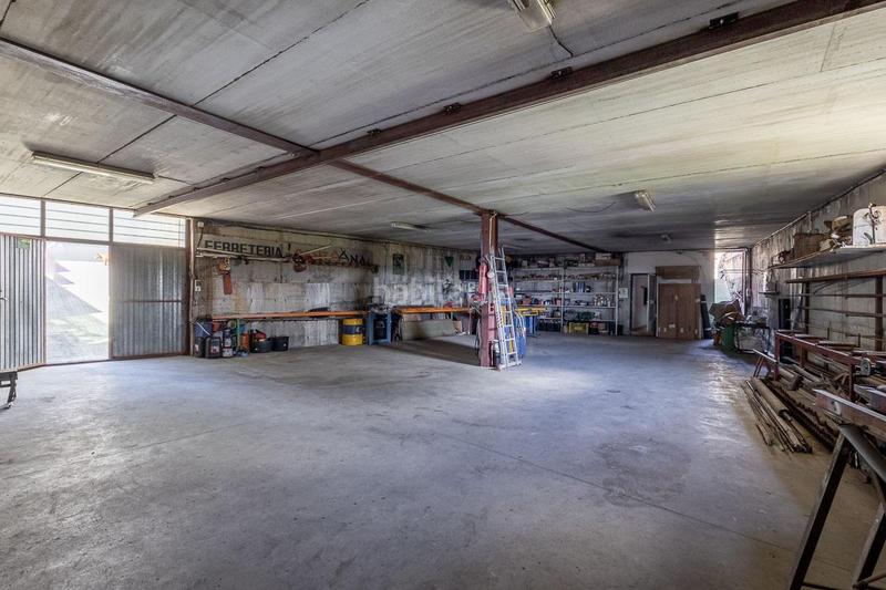 Foto c3e1571f-e1f3-4636-ae6d-aa00b26b0c8f. Nave industrial en calle atalaya (santa ana) 5 increible oportunidad de negocio y vivienda. en Alcalá la Real