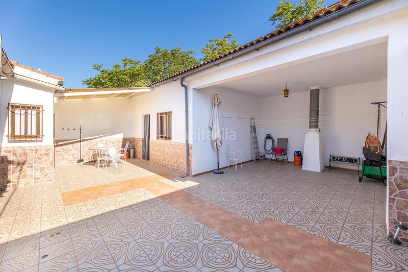 Foto 0eef94c3-f255-4de9-a82c-36a5c6fa8188. Casa amb calefacció aparcament a Iznalloz