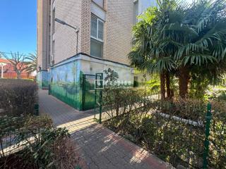 Location Local commercial  Illescas. Local en alquiler en calle illescas!!