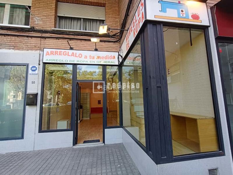 Foto 027f70f0-6fc7-445d-be2f-ae7151b7e348. Local commercial dans Aluche Madrid