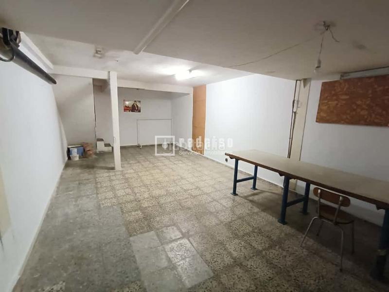 Foto babbdd47-d7a0-438c-823e-cbe461be62d4. Local commercial dans Aluche Madrid