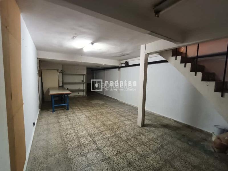 Foto e3fa546f-edf9-4879-b8db-74f6ab748a8b. Local commercial dans Aluche Madrid