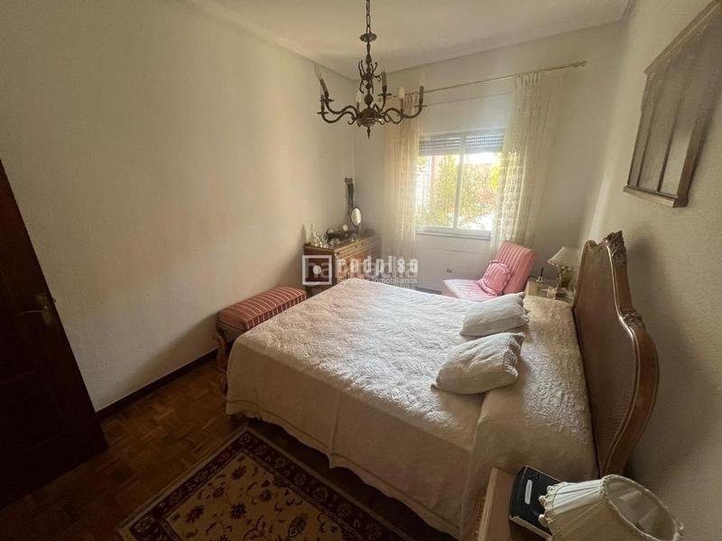 Foto bf573a29-c439-40dd-b86e-bb37b9bfc607. Flat with heating in Aluche Madrid