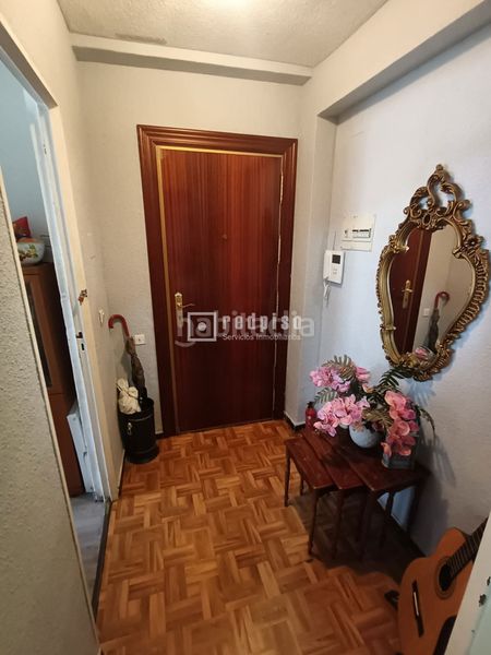 Foto 1cc06041-e5b9-4213-8ce4-b93499d824f0. Piso en Aluche Madrid