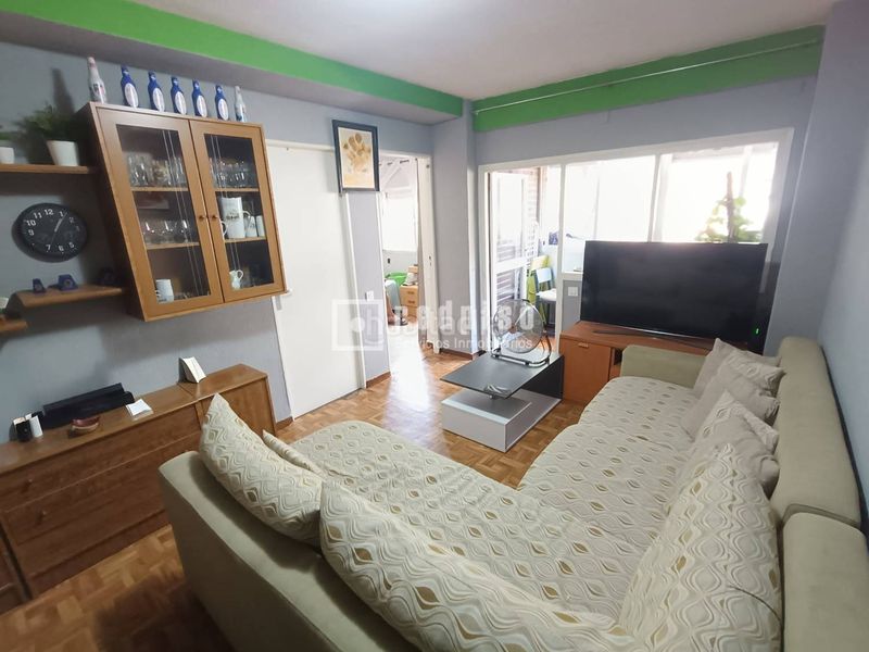 Foto 85d3a5ff-3b0f-4b2c-8711-10fd3276044e. Piso en Aluche Madrid