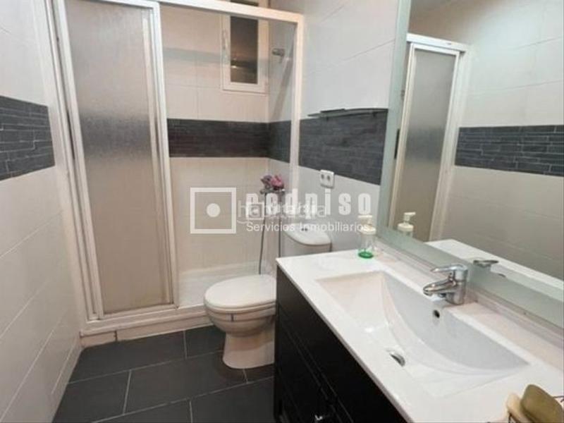 Foto 3f36e720-5395-40b8-96ce-f6f06ce1b720. Piso estupendo inmueble en barrio la Concepción scedula en Madrid