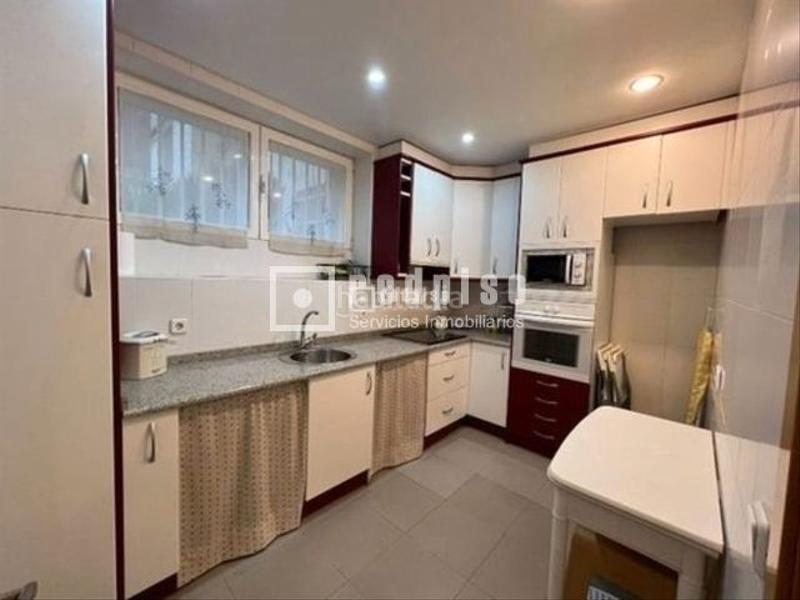 Foto 8da06cbf-cba8-4364-9518-a13e04511a76. Piso estupendo inmueble en barrio la Concepción scedula en Madrid