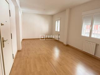 Piso en Concepción. Oportunidad en barrio la concepción  piso impecable listo para e