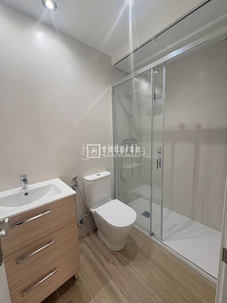 Foto f8bafa90-805e-4a6b-98d6-c9ef5fa8241e. Lloguer pis amb calefacció a Concepción Madrid