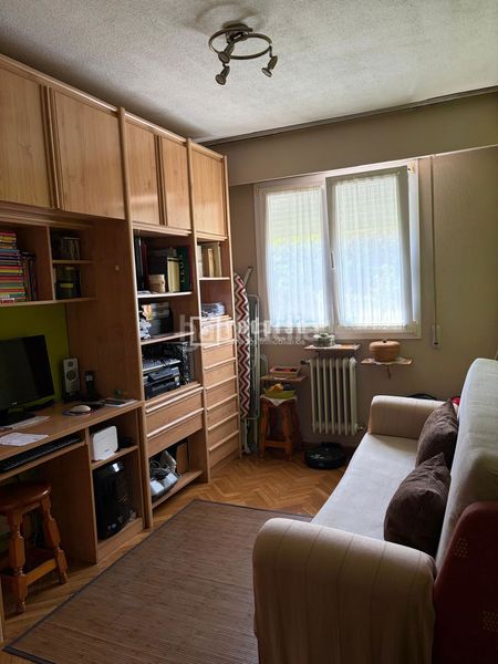 Foto 219ef9e4-6b77-4124-a461-60d1d9b7d604. Flat with parking in San Pascual Madrid