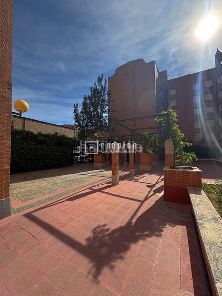 Foto d0c584c3-25d7-4602-a686-3d14ce684ee0. Pis amb aparcament a San Pascual Madrid