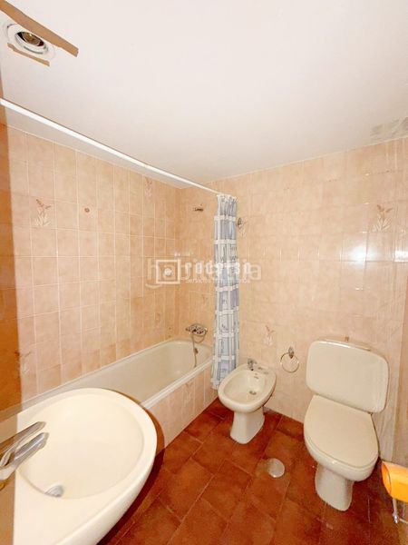 Foto e93c8723-50b0-4ea9-8caf-0e3d8ba3d767. Pis a San Pascual Madrid
