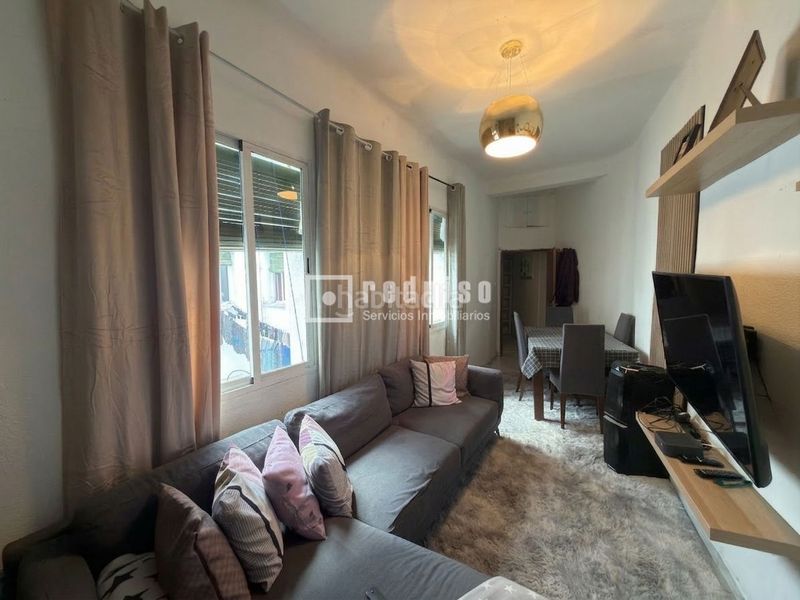 Foto d748d735-46f7-4341-9eb8-6f7d317590f6. Pis amb aparcament a Bellas Vistas Madrid